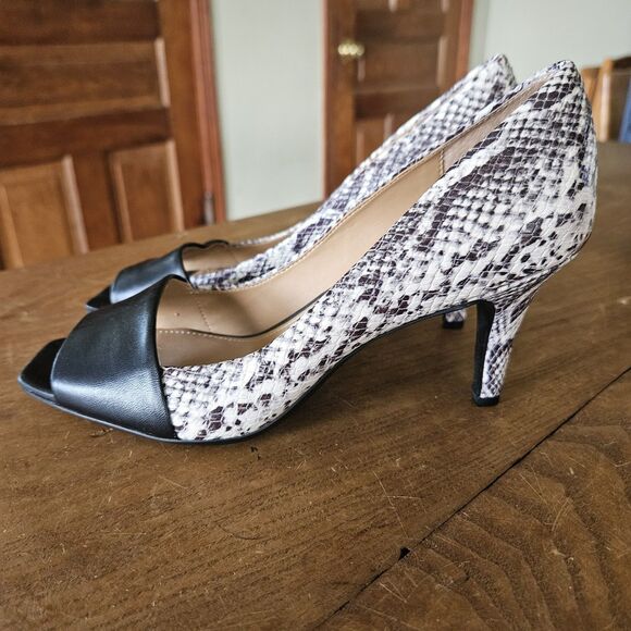 Calvin Klein NAREEN Mixed Print Black/Snake Slip On Open Peep Toe Pumps Sz 8M - Picture 8 of 8